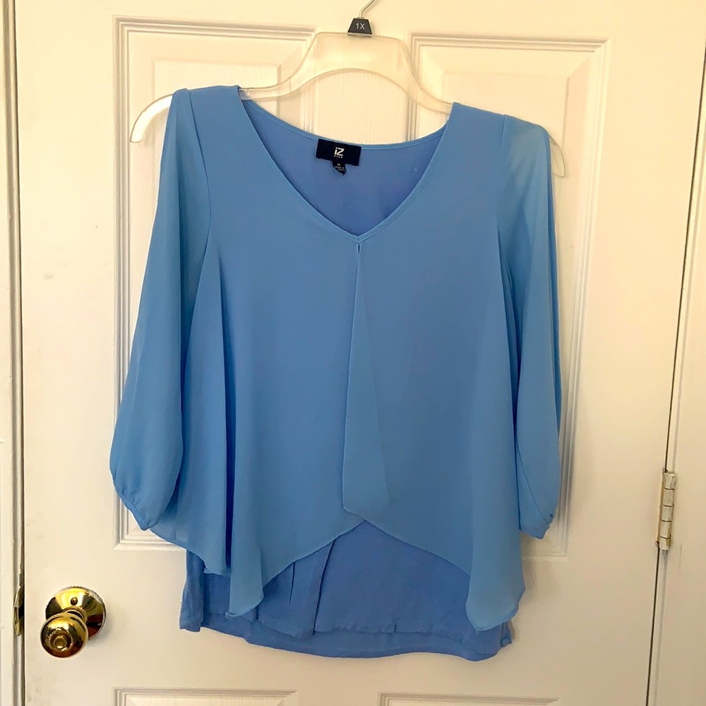 Blue sheer flowy top!